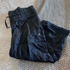 Lululemon Athletica dance studio pants size 6